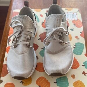 New Balance Light Tan Sneakers